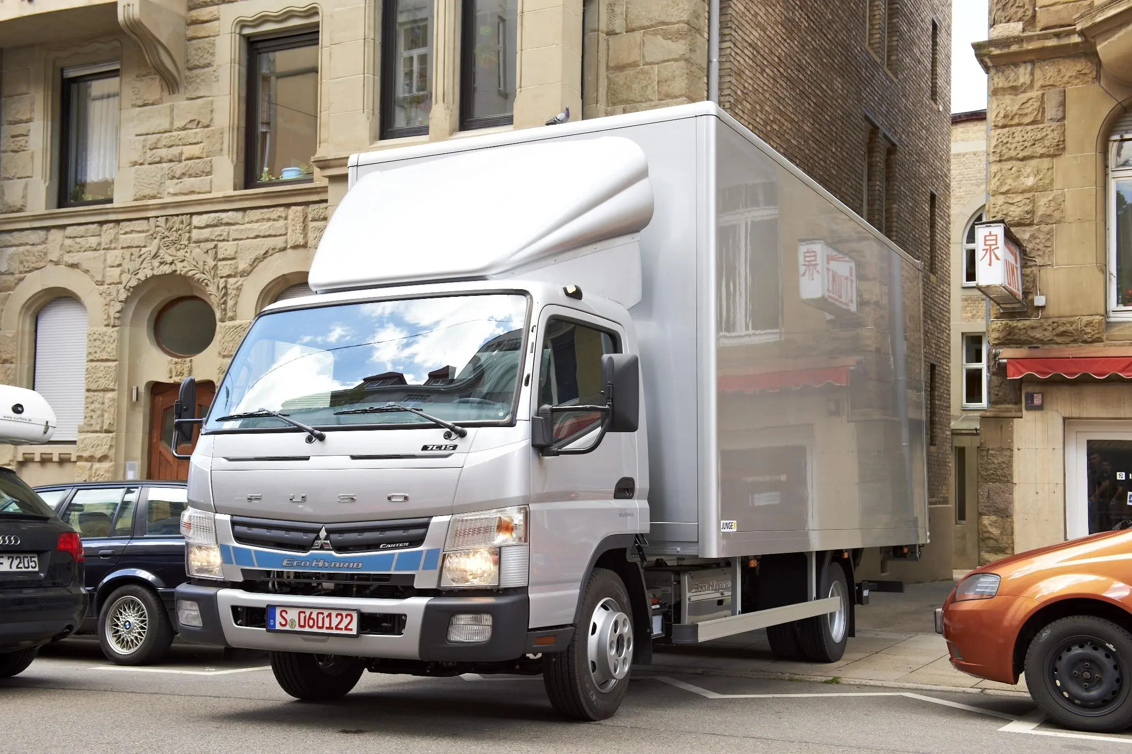 Fuso's second-generation Canter Hybrid gets 25% better fuel economy
