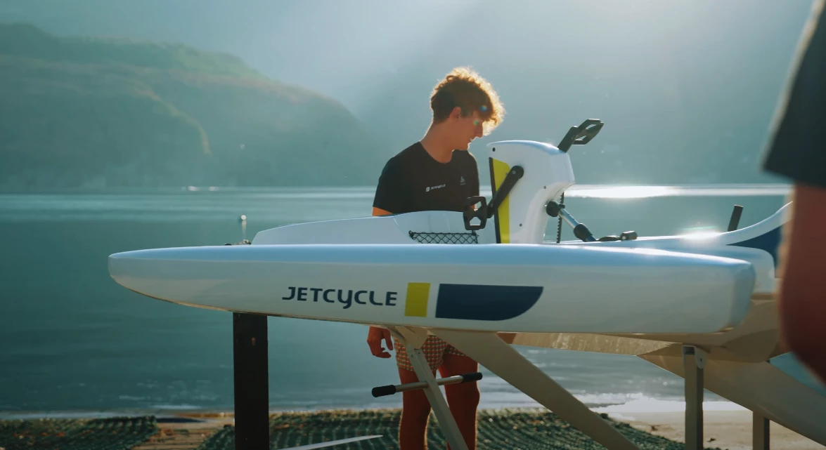 Readying the E-Jetcycle for launch