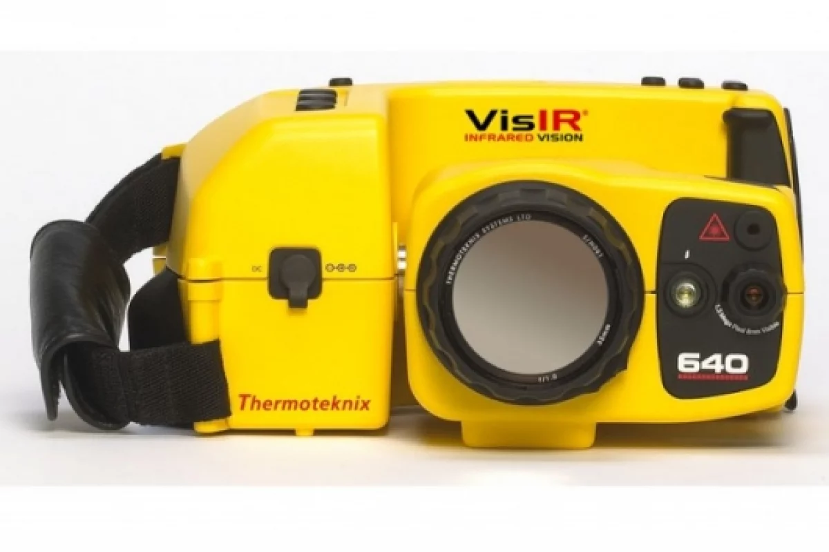 Front view of The Thermoteknix VisIR 640 Thermal Imaging Camera.