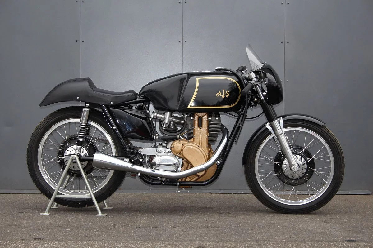 AJS 7R 350cc from the Bernard Guérin Collection on the Movendi web site.