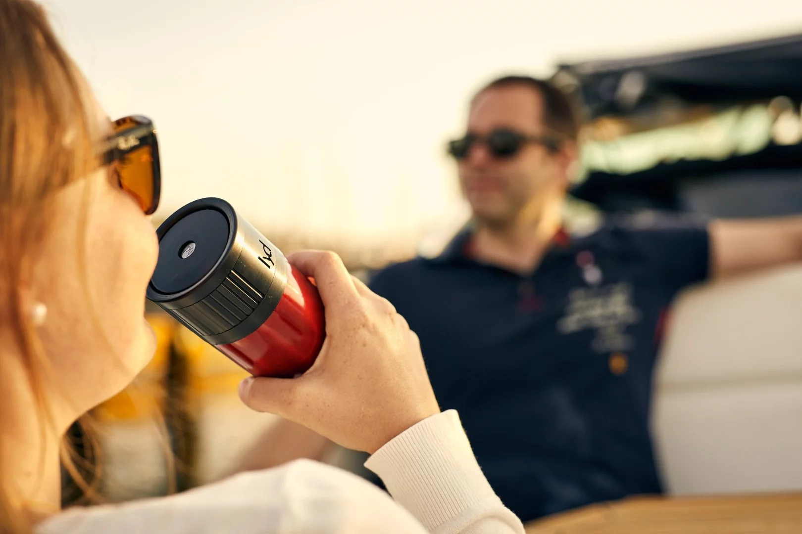 Lyd only allows liquid to flow out when the user's lips touch its lid