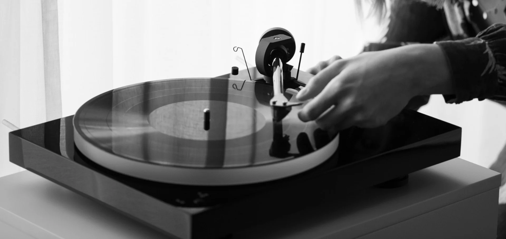 The Pro-Ject X1 turntable can be had with or without an Ortofon cartridge