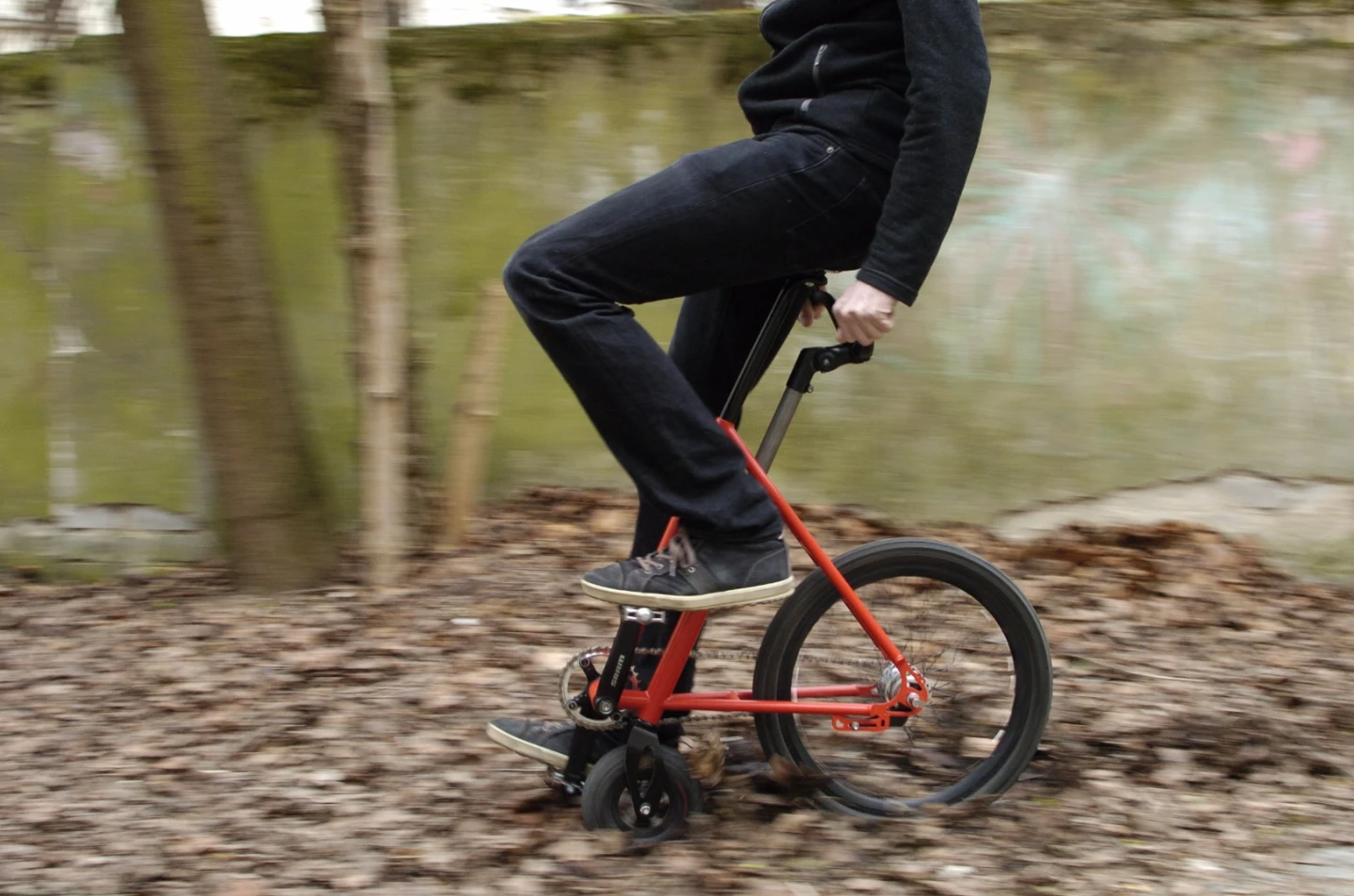 The Halbrad is designed for light off-road, as well as street riding