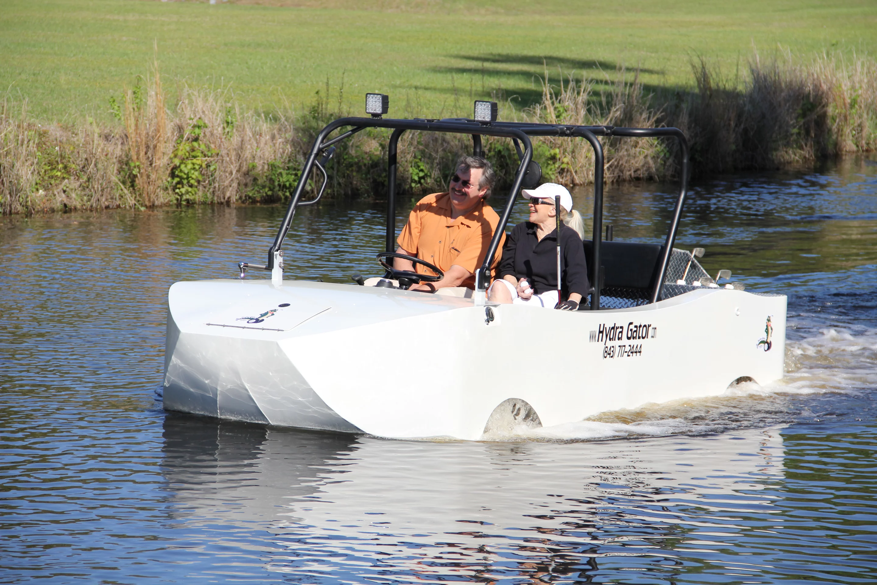 CAMI's diesel-electric hybrid amphibious Hydra Gator