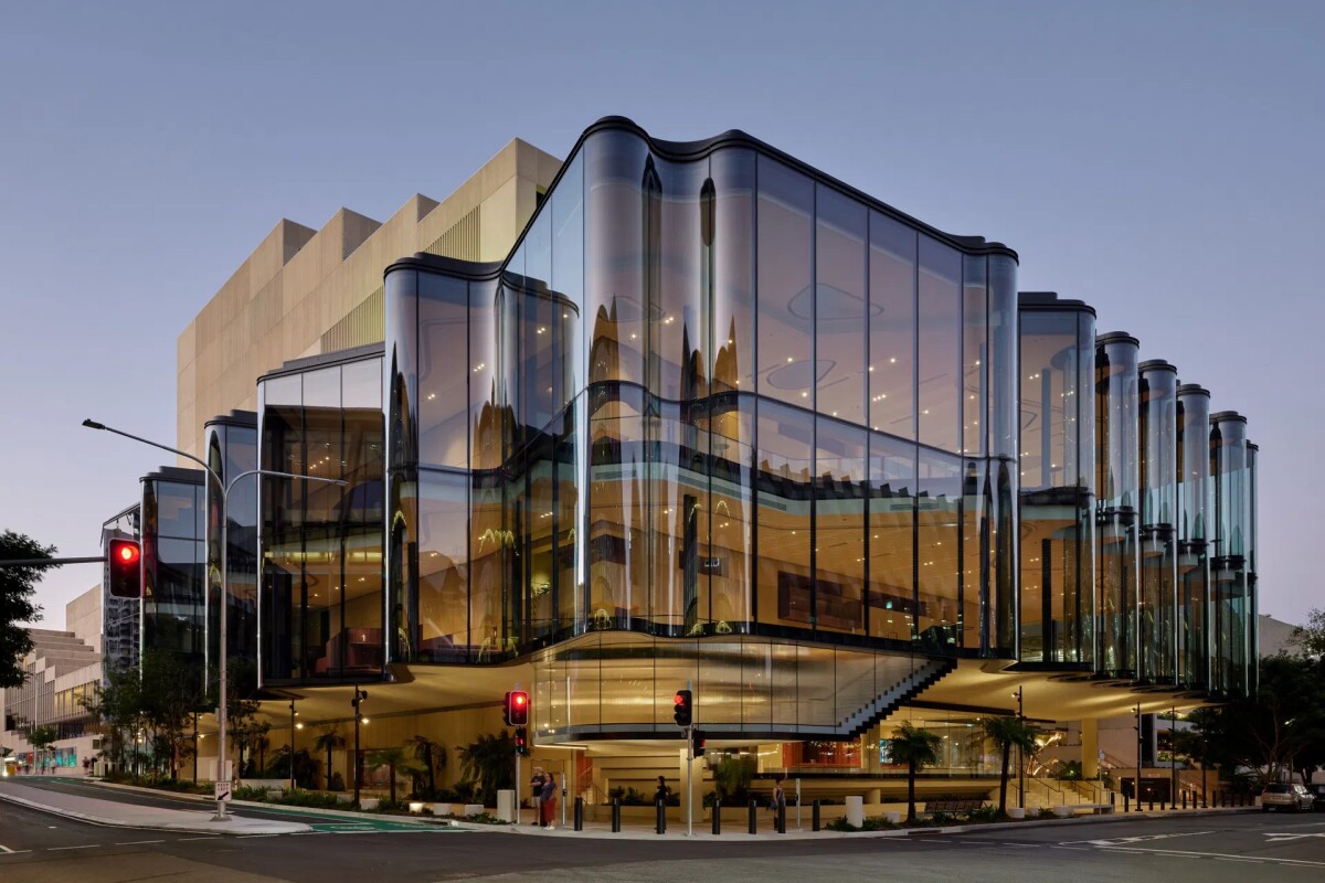 Rippling glass facade adds drama to Queensland's new cultural center