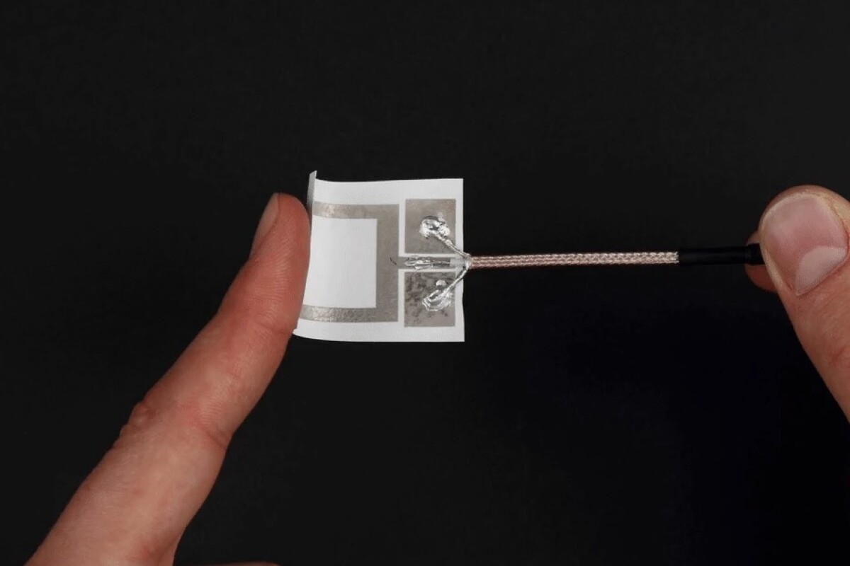 Multiple bends won't crack this lightweight, paperlike, flexible ceramic