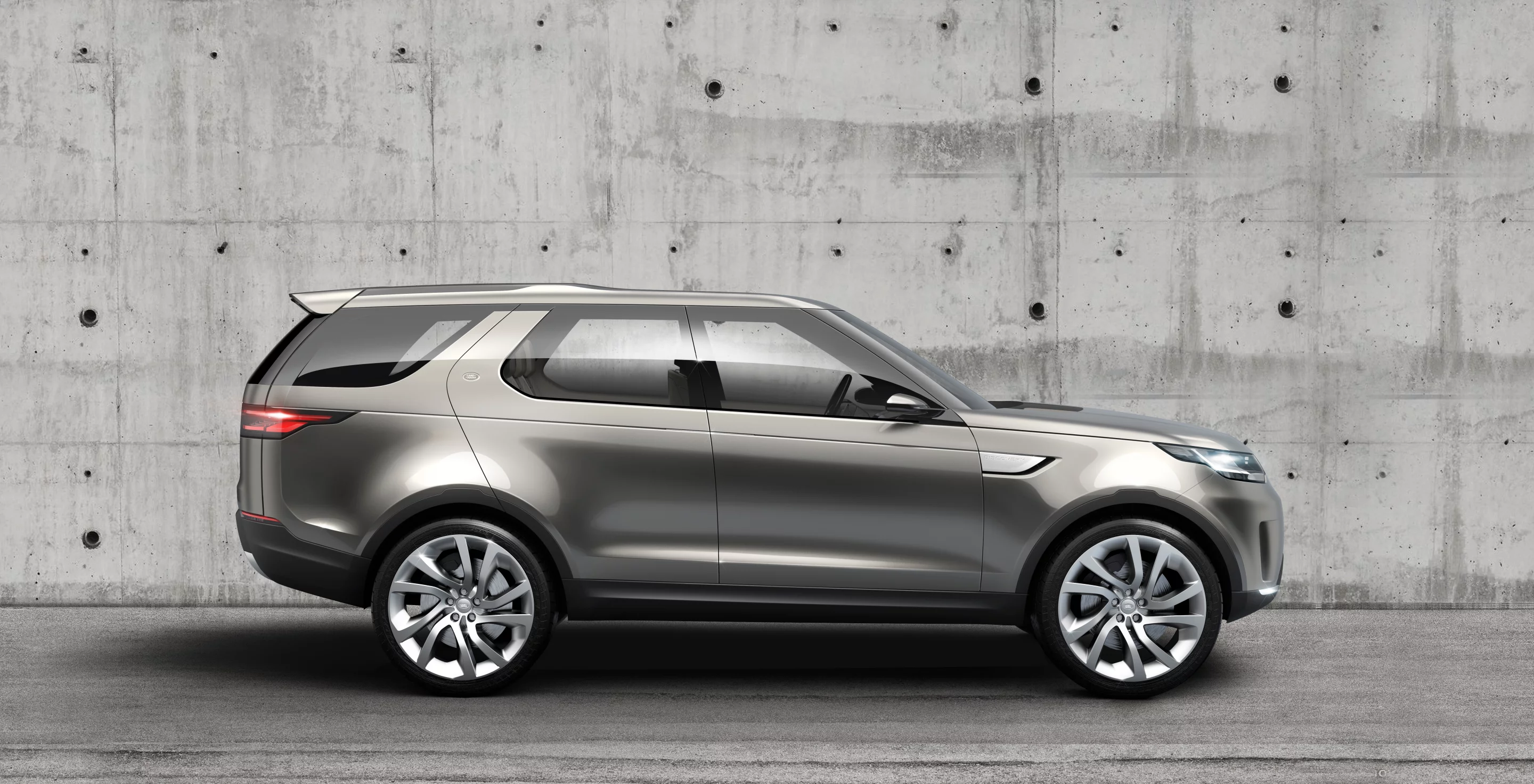 The Land Rover Discovery Vision concept is a showcase of new technology