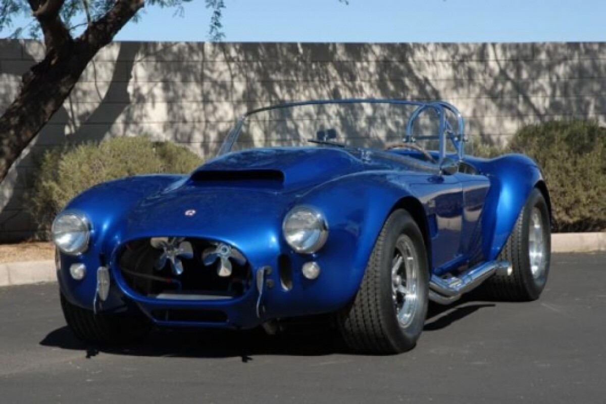 Carroll Shelby’s Personal Dual Supercharged 800 BHP Cobra