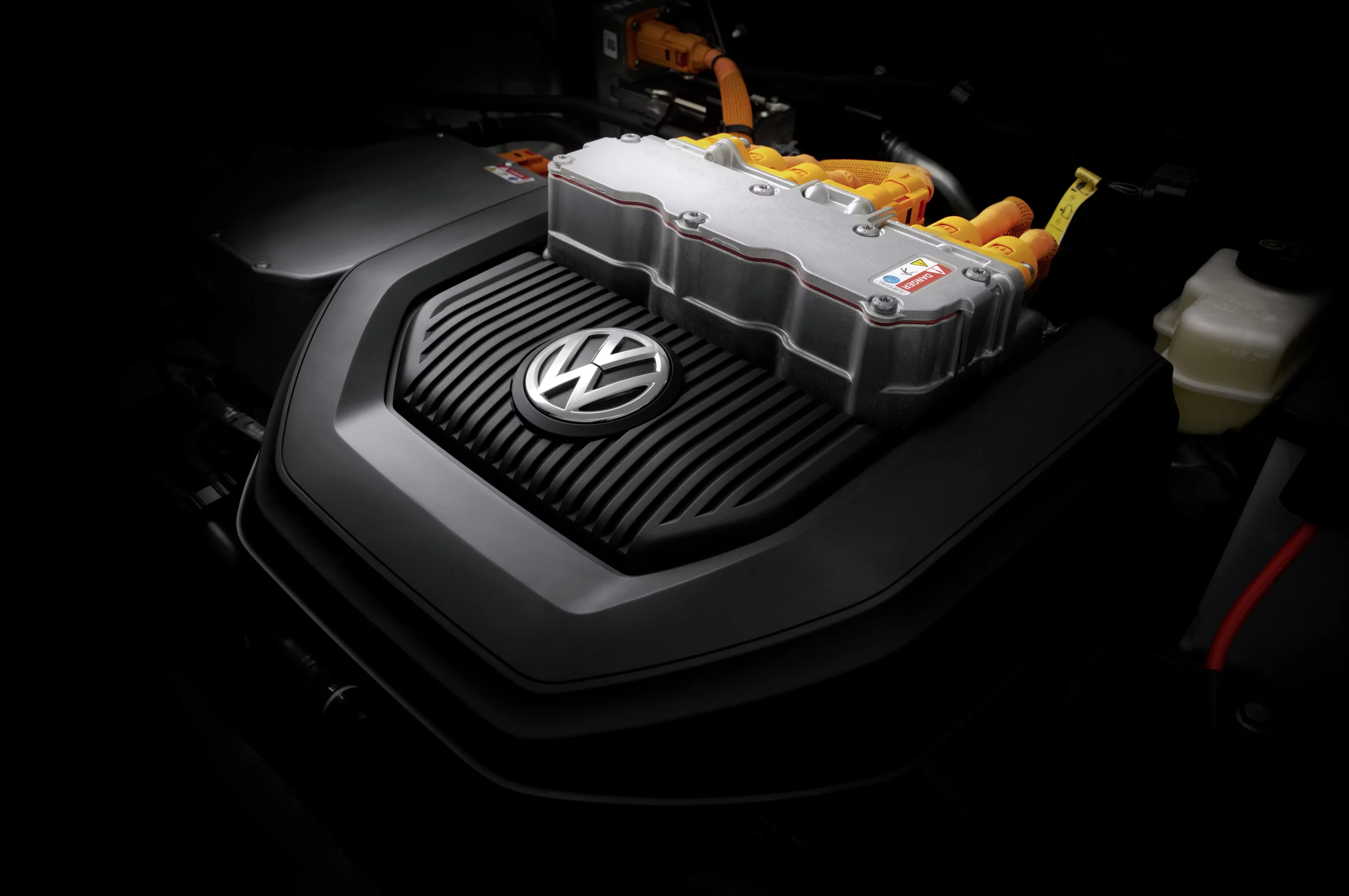 e-Golf is powered by an all electric 85 kW powertrain with range figures of between 130-190 km depending on driving mode
