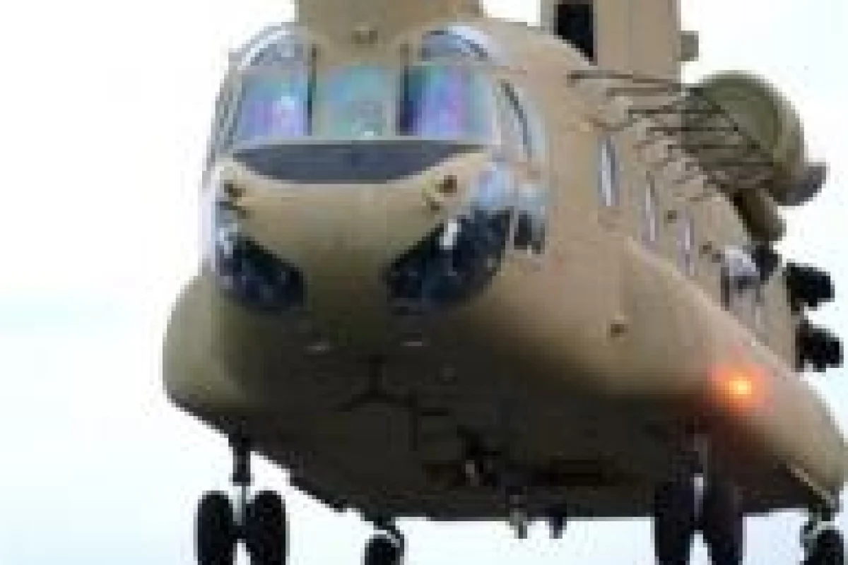 New Boeing CH-47F takes flight, Photo: Fred Troilo