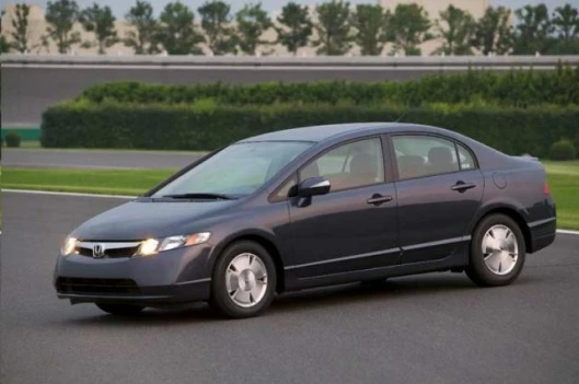 The Civic Hybrid averages a combined U.S. city/highway fuel economy of 50 mpg (U.S.) by mating a lightweight 1.3-liter, 4-cylinder, variable valve (VVT) engine, a 20- hp electric motor, and a fourth-generation continuously variable transmission (CVT) into
