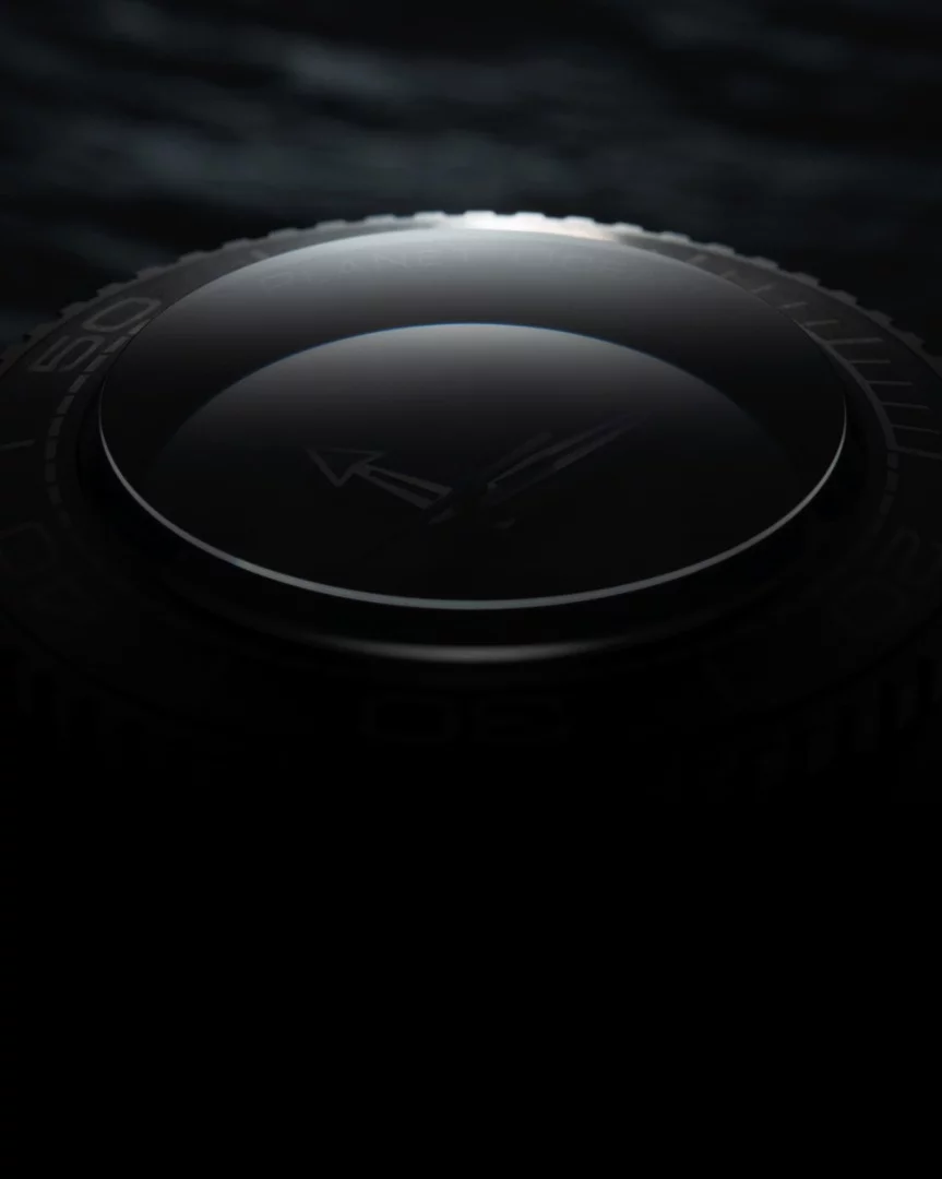 The Omega Seamaster Planet Ocean Ultra Deep Professional viewport crystal