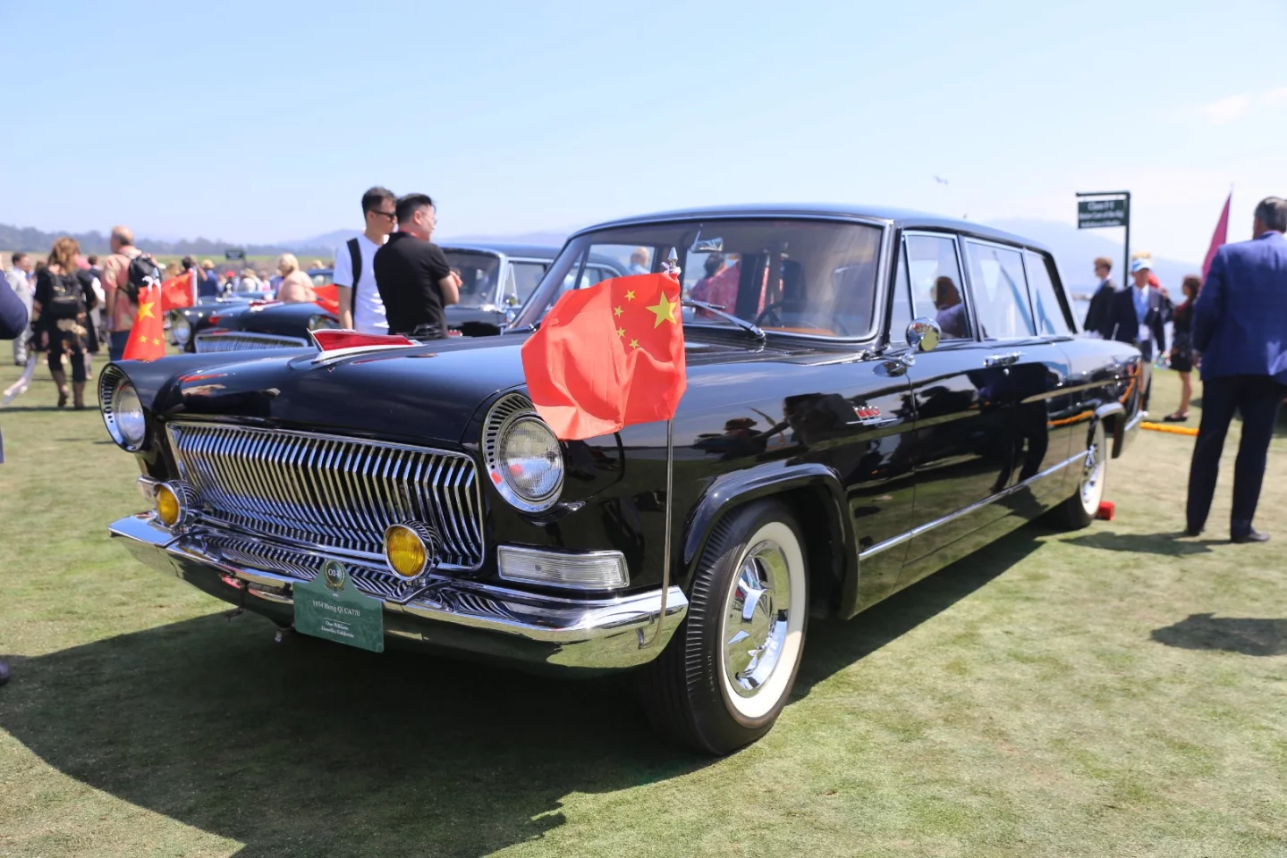 Chinese 1965 Hong Qi CA770 limousines were built for Chairman Mao and other dignitaries