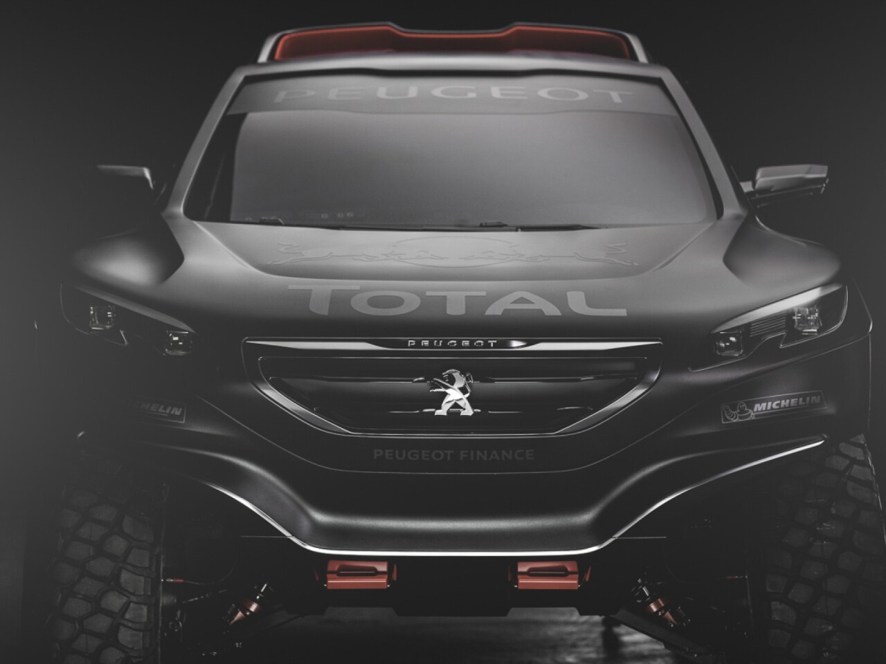 The DKR design team created a front-end with a short overhang and high approach angle