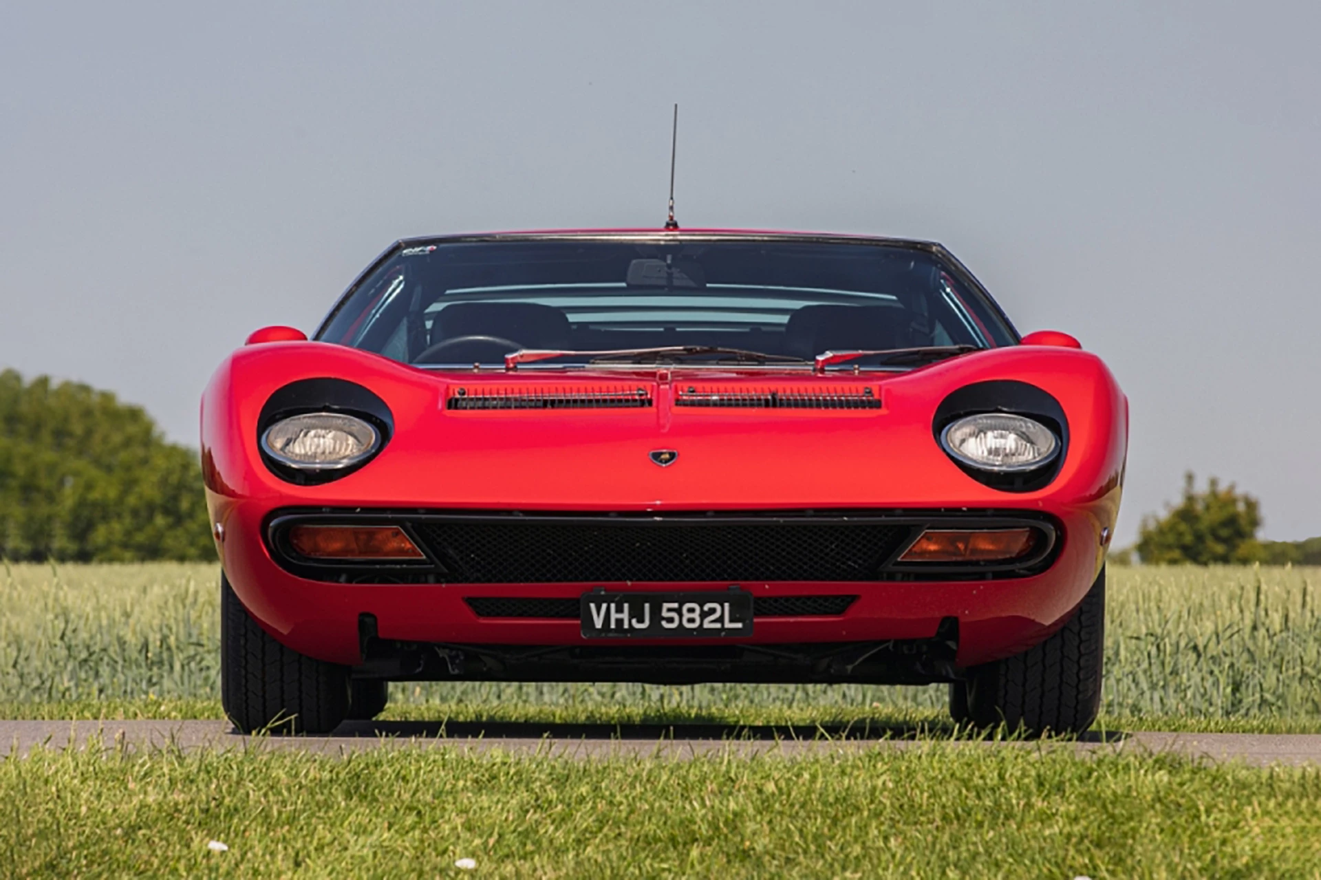 $2,502,341 (£1,912,500) | 1972 Lamborghini Miura SV | Silverstone Auctions | Live Online Auction 2020 | 1 August 2020 | Lot 535 | Estimate: $2,200,000 to $2,600,000 | Official Silverstone Auctions Auction Page