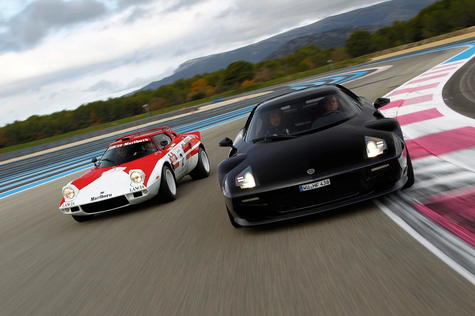 The MAT Stratos alongside the original Lancia Stratos from the 70's