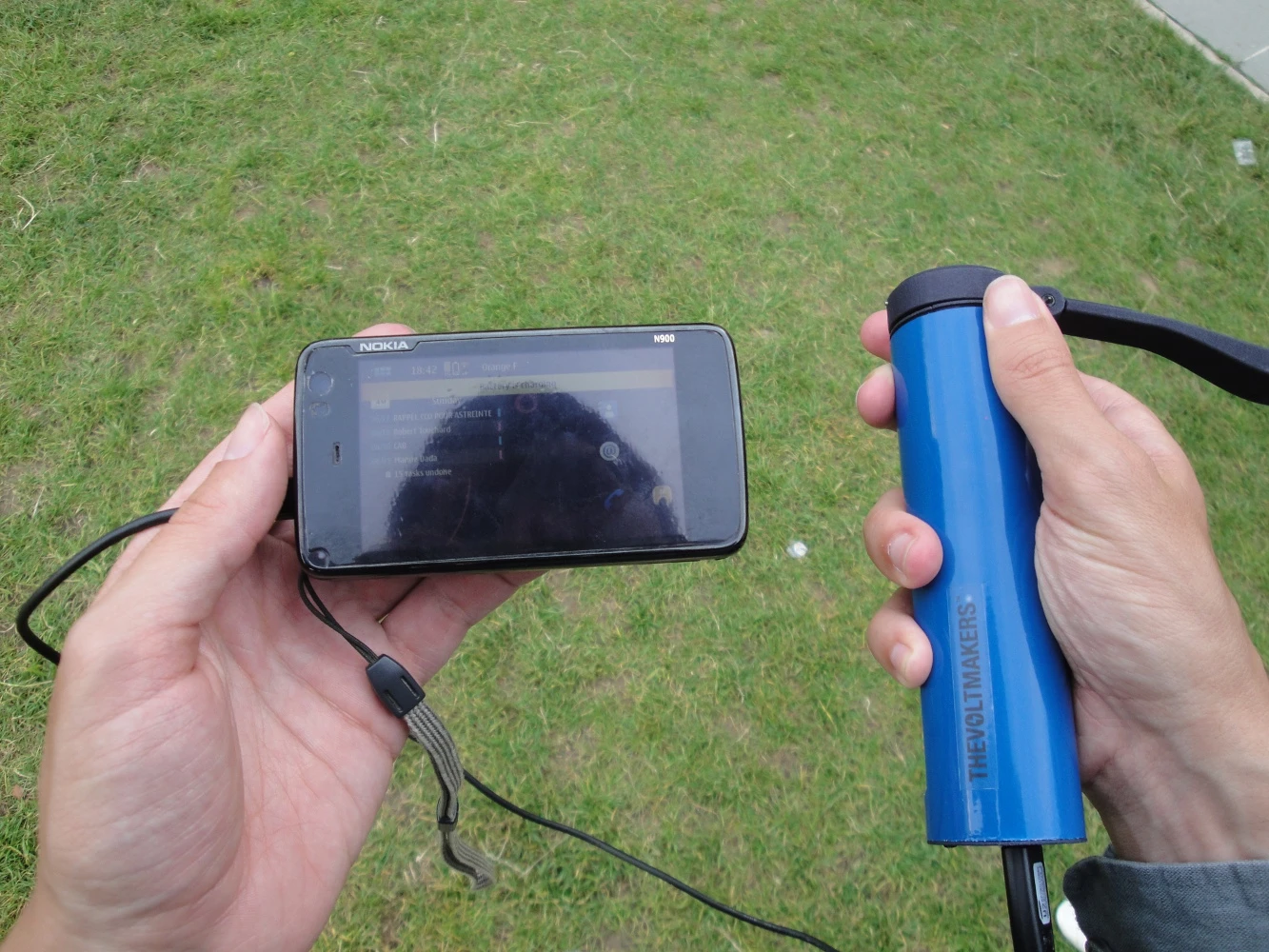 No more dead battery syndrome, a few minutes spinning the Voltmaker's rod will provide enough power for an emergency phone call
