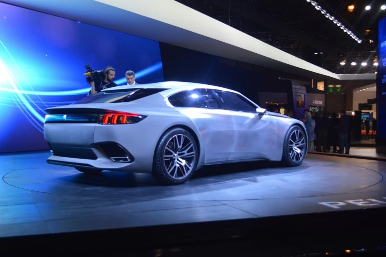 The second EXALT doesn't quite pop like the first, especially under the lighting at Peugeot's booth (Photo: C.C. Weiss/Gizmag)