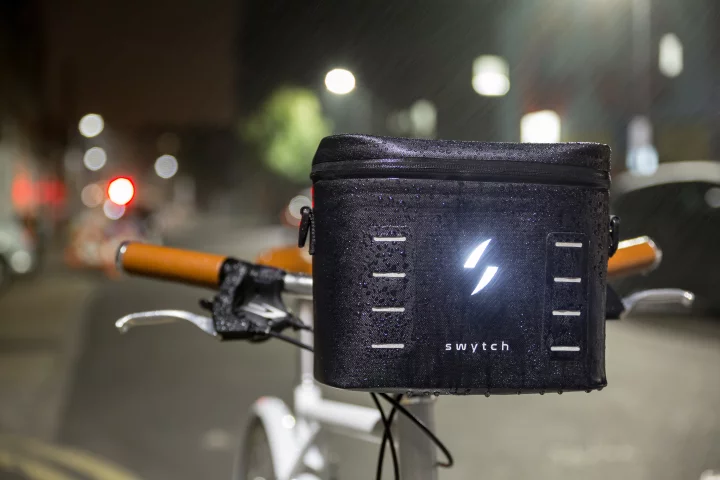 The Swytch power pack includes a 500-lumen headlight