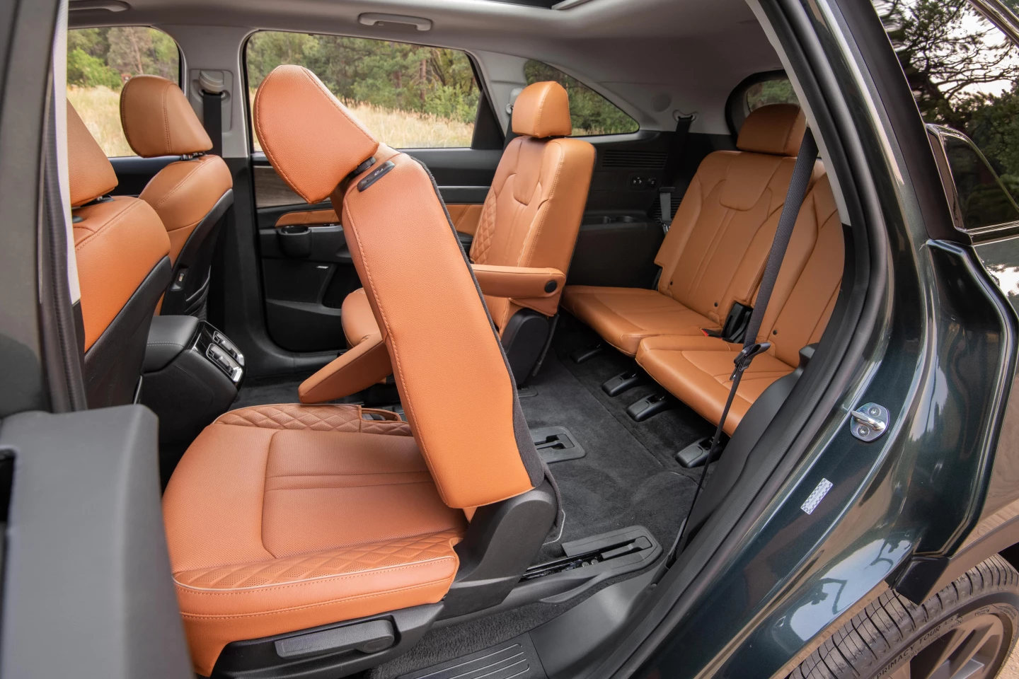 Wider door openings and tilt-forward second row captain's chairs make access to the third row of the 2021 Sorento easier