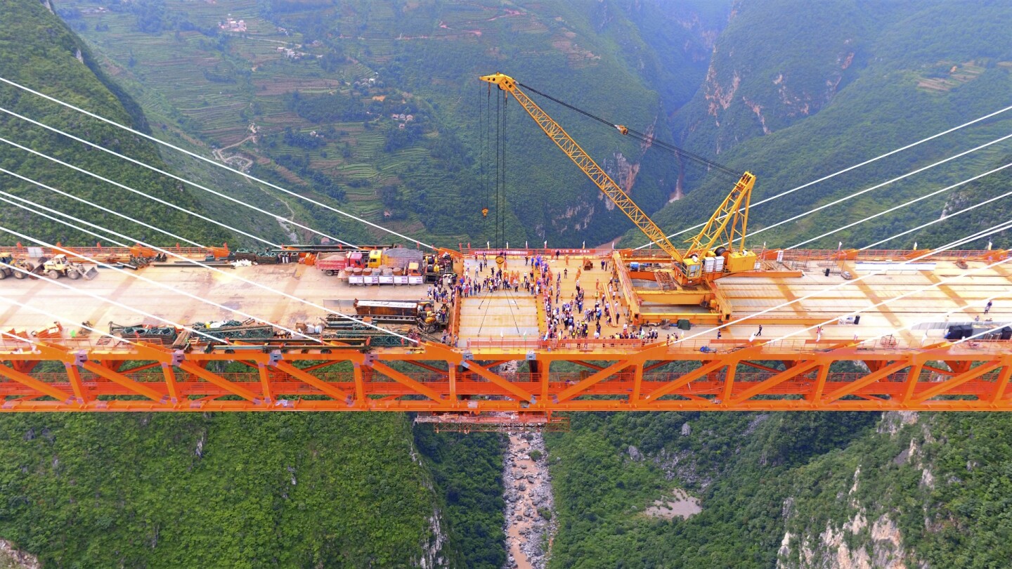Construction draws to a close on the Beipanjiang Bridge, on September 10