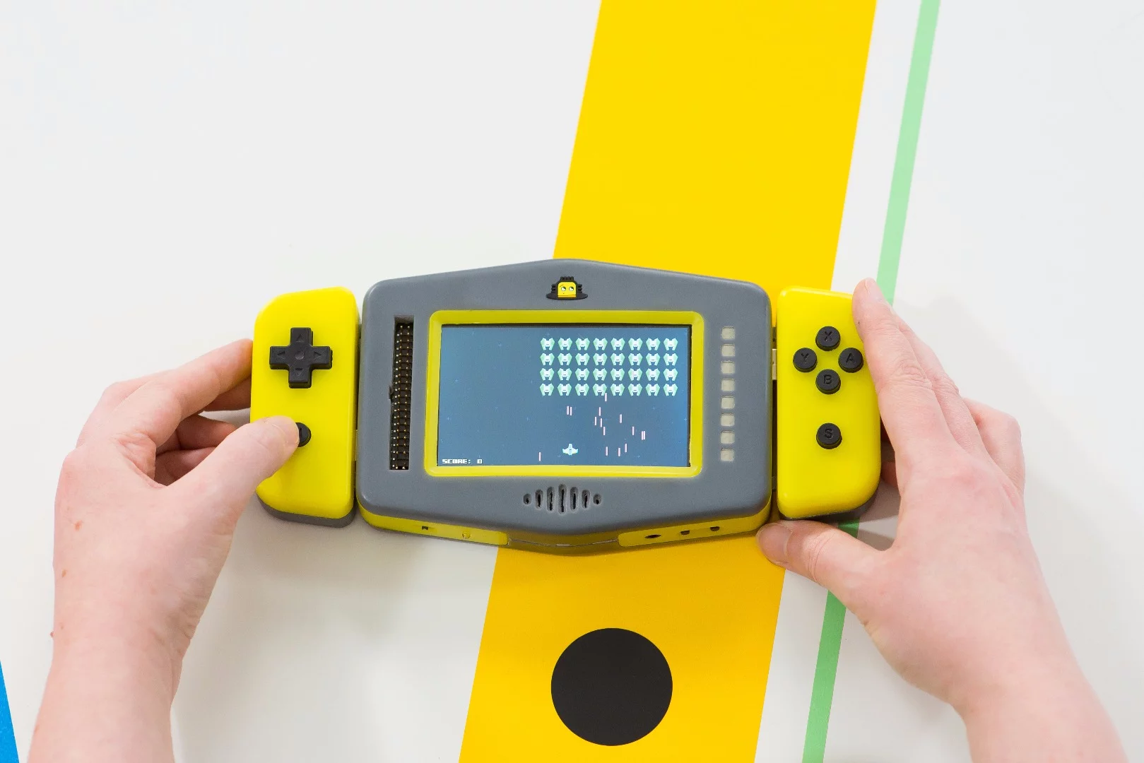Side controllers plug into Pip's main body via USB