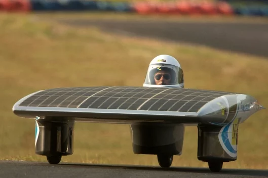 Dutch entry and 4 time winner NUON