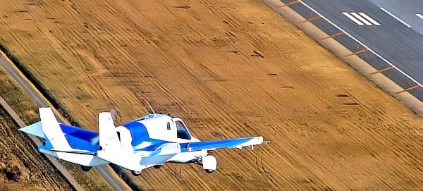 The Terrafugia Transition coming in for a landing after a test flight (Photo: Terrafugia)