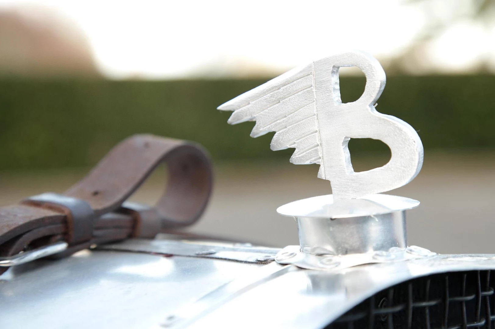 This hand-made 1920s Bentley 4½-Liter Replica Children's Car is to be auctioned at Bonhams' Les Grandes Marques du Monde au Grand Palais auction sale on February 8, 2018 and is estimated to sell for between €5,000 and €7,000