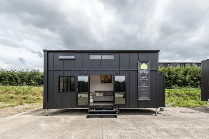 New Zealand-based and family run studio Tiny House Builders has recently launched its impressive and sophisticated Pohutukawa tiny house on wheels