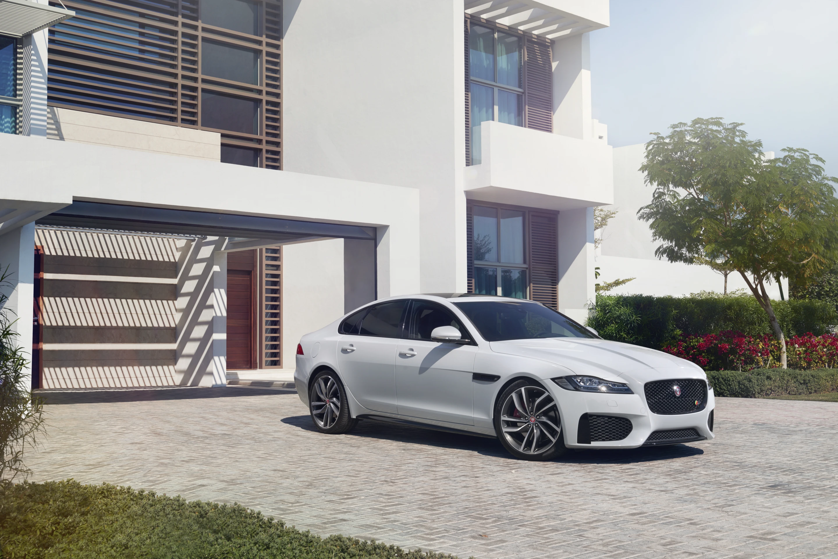 The 2016 Jaguar XF at home
