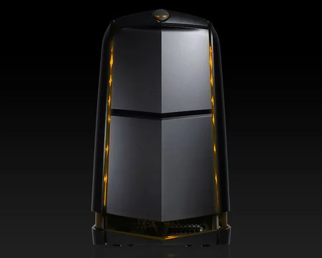 Alienware Aurora comes with single or dual DVD/Blu-ray burnes covered by a drop-down lid