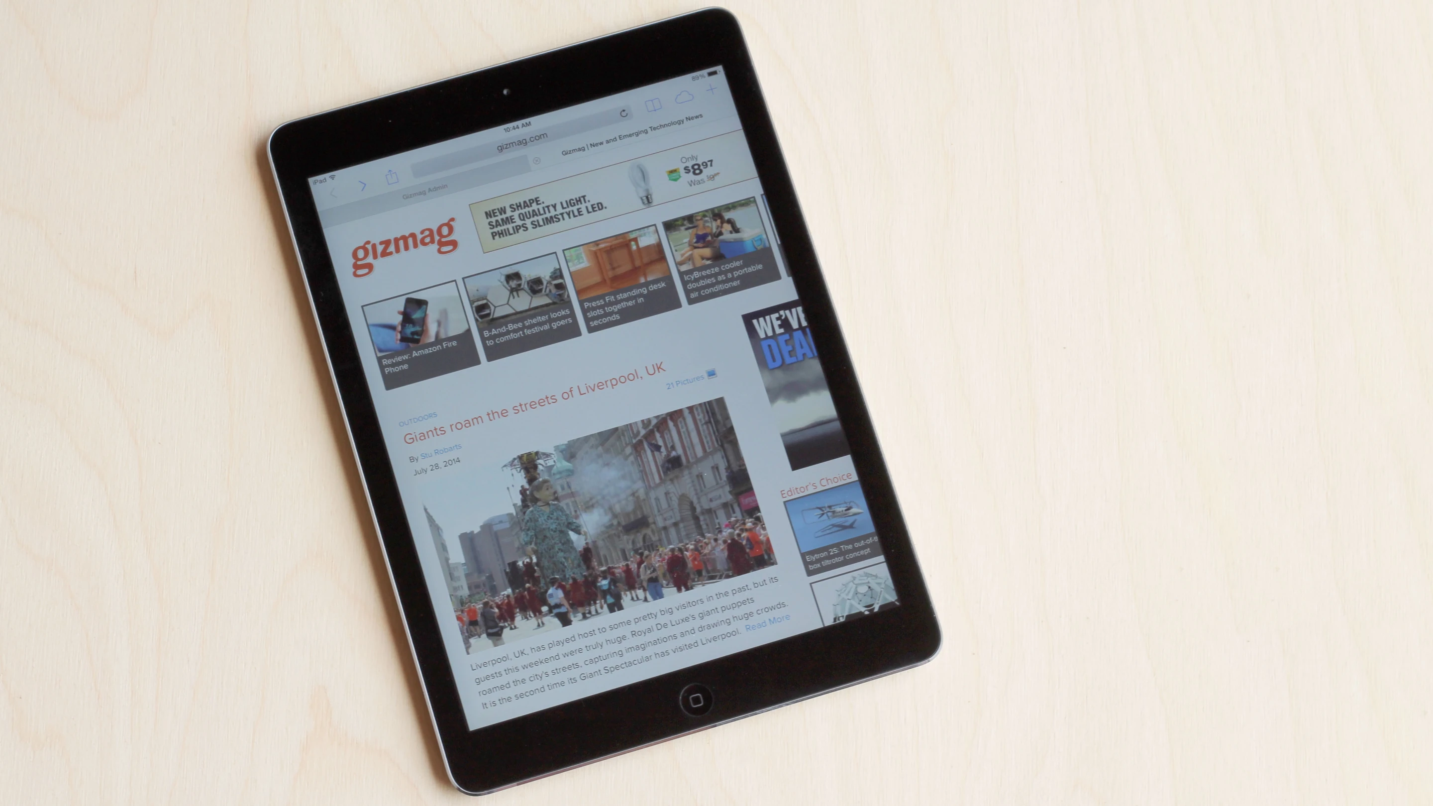 The iPad Air's 9.7-in screen is 51 percent bigger than the iPad mini's
