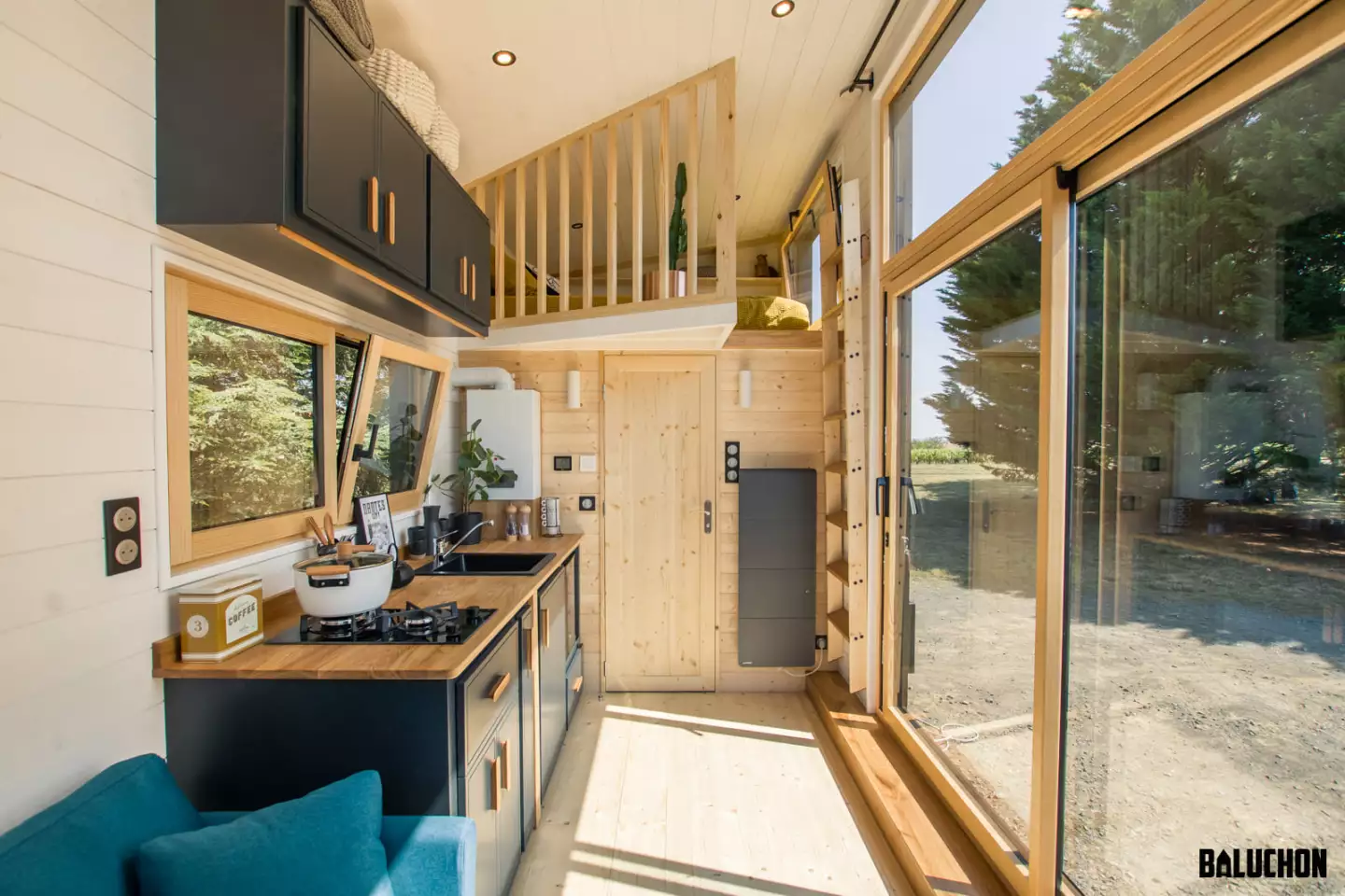 Ia Orana looks filled with daylight inside thanks to its generous glazing