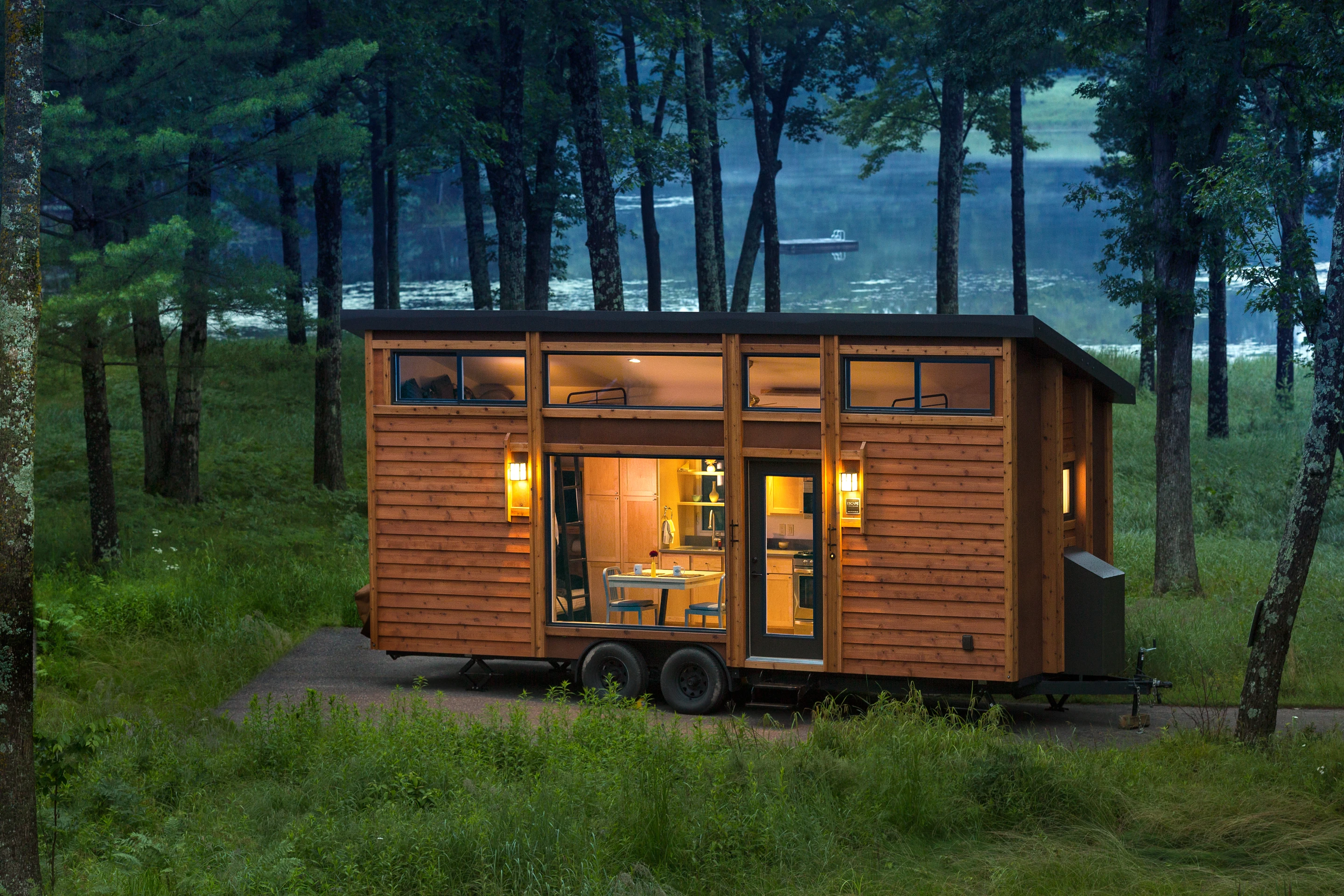 The ESCAPE Traveler comes in two sizes: the standard, which sits on a 28 ft (8.5 m) trailer, and the XL, which sits on a very large 34 ft (10.3 m) trailer