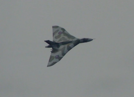 Avro Vulcan XH558 at the Farnborough Airshow 2008