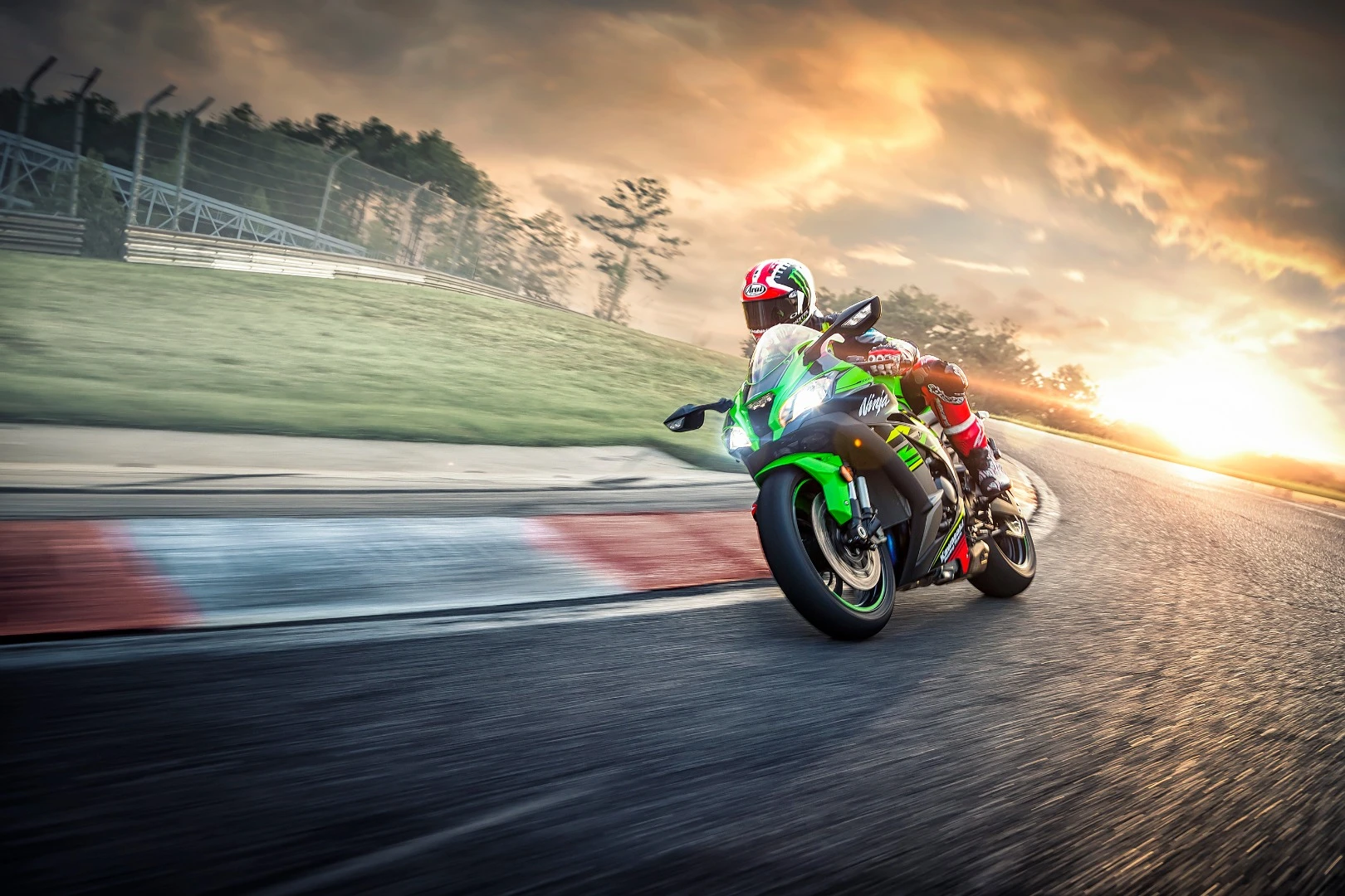 The 2019 Kawasaki ZX-10R in action