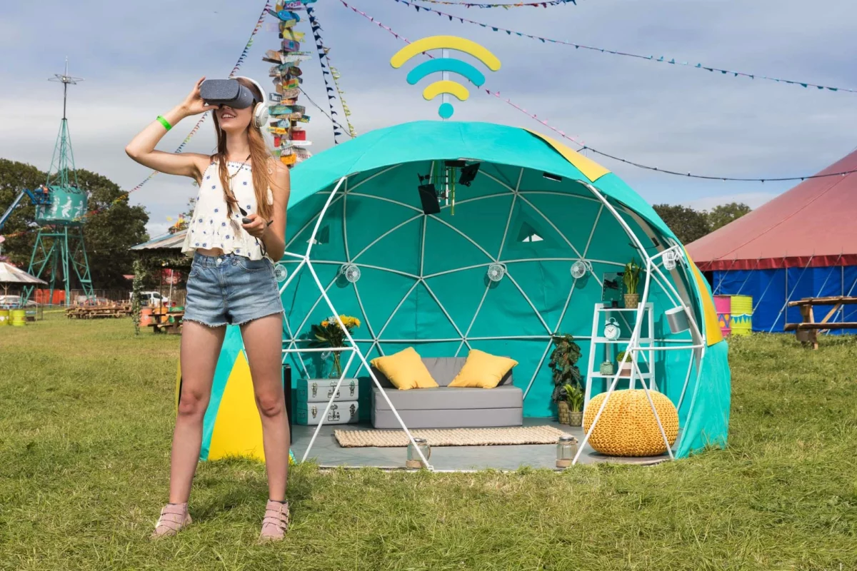 The 4GEE Smart Tent will be pitched at the Glastonbury Festival this weekend, fitted out with all manner of high-tech luxuries