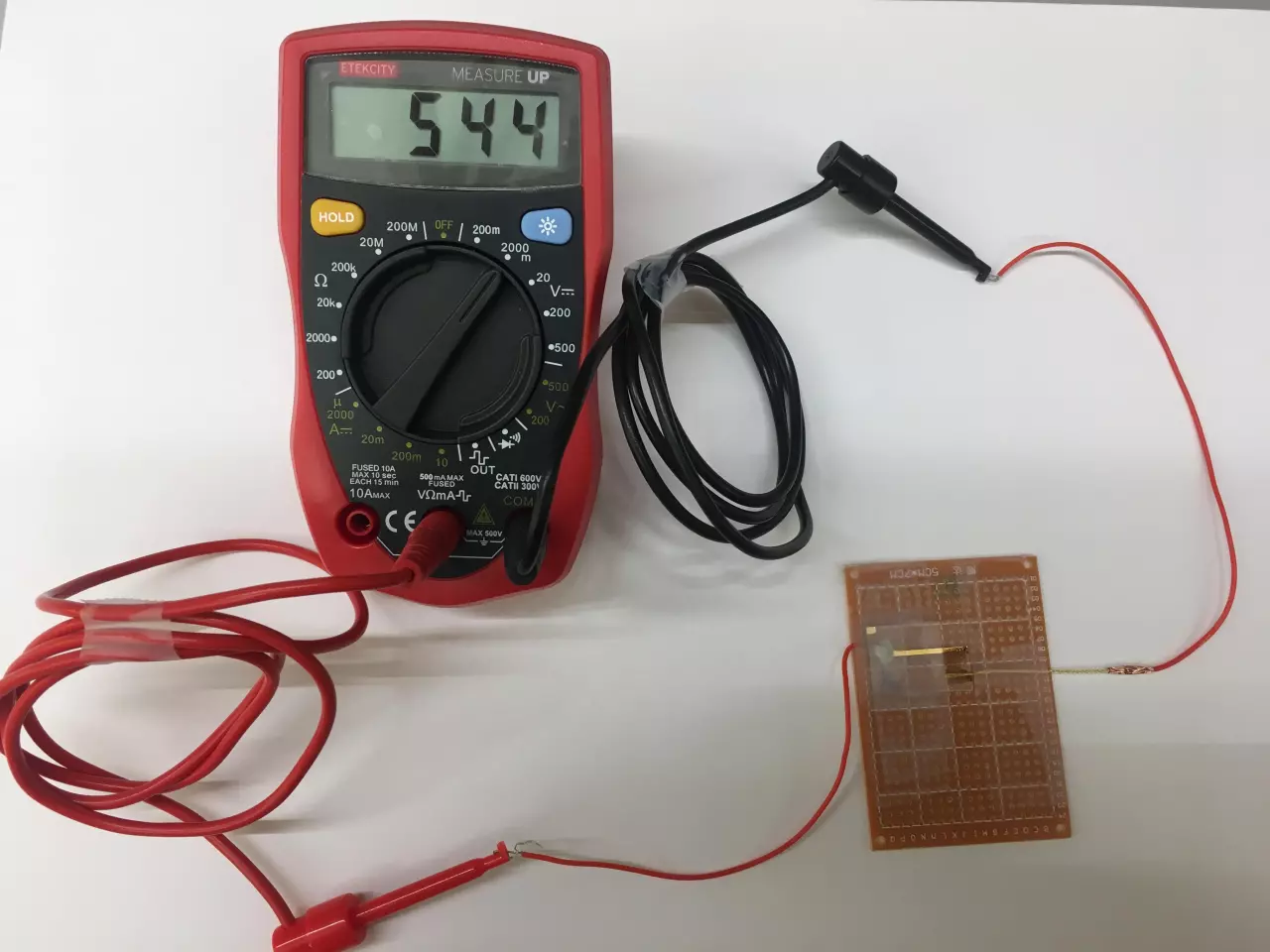 The Air-gen prototype, generating an electrical current