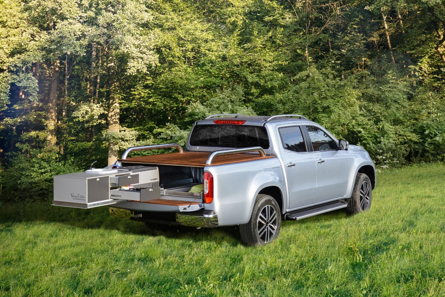 A lighter, simpler X-Class camper, this one features a slide-out kitchen set-up from VanEssa - just add a roof-top tent and you have a multi-day camping truck