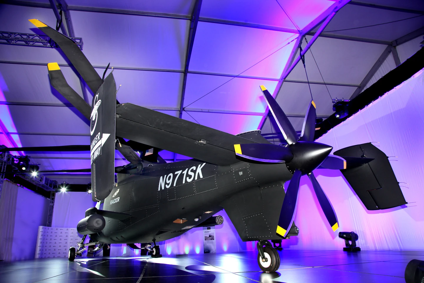 The Sikorsky S-97 Raider has a six-blade pusher propeller