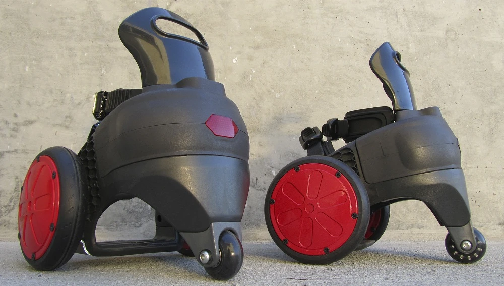 spnKiX as seen from the back, complete with training wheels