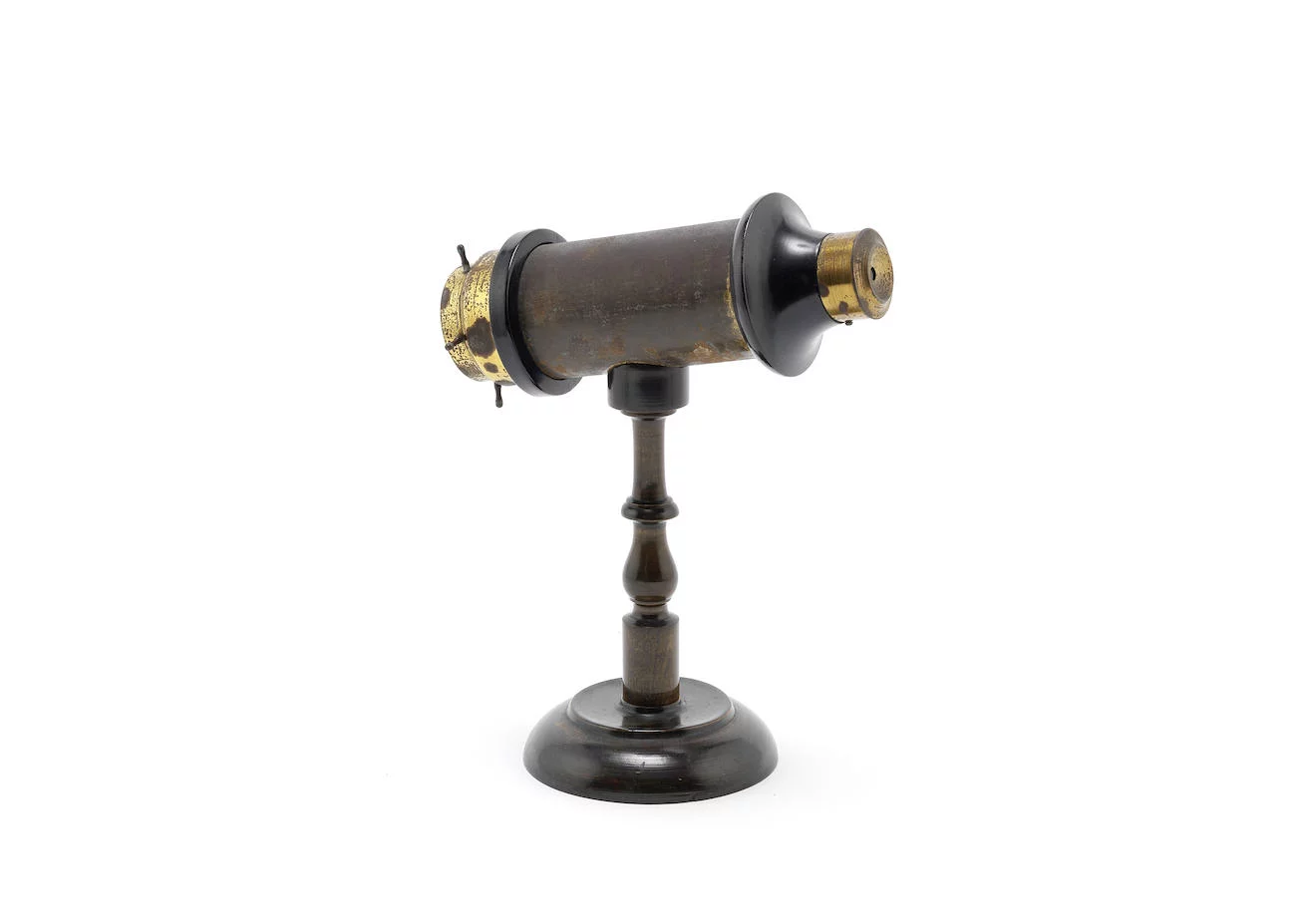 A small paddle wheel kaleidoscope, English, circa 1900