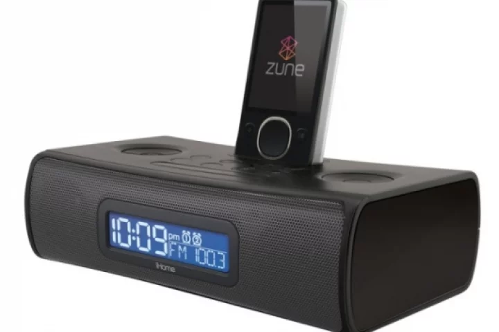 iHome's ZN9 Dual Alarm, Stereo Clock Radio