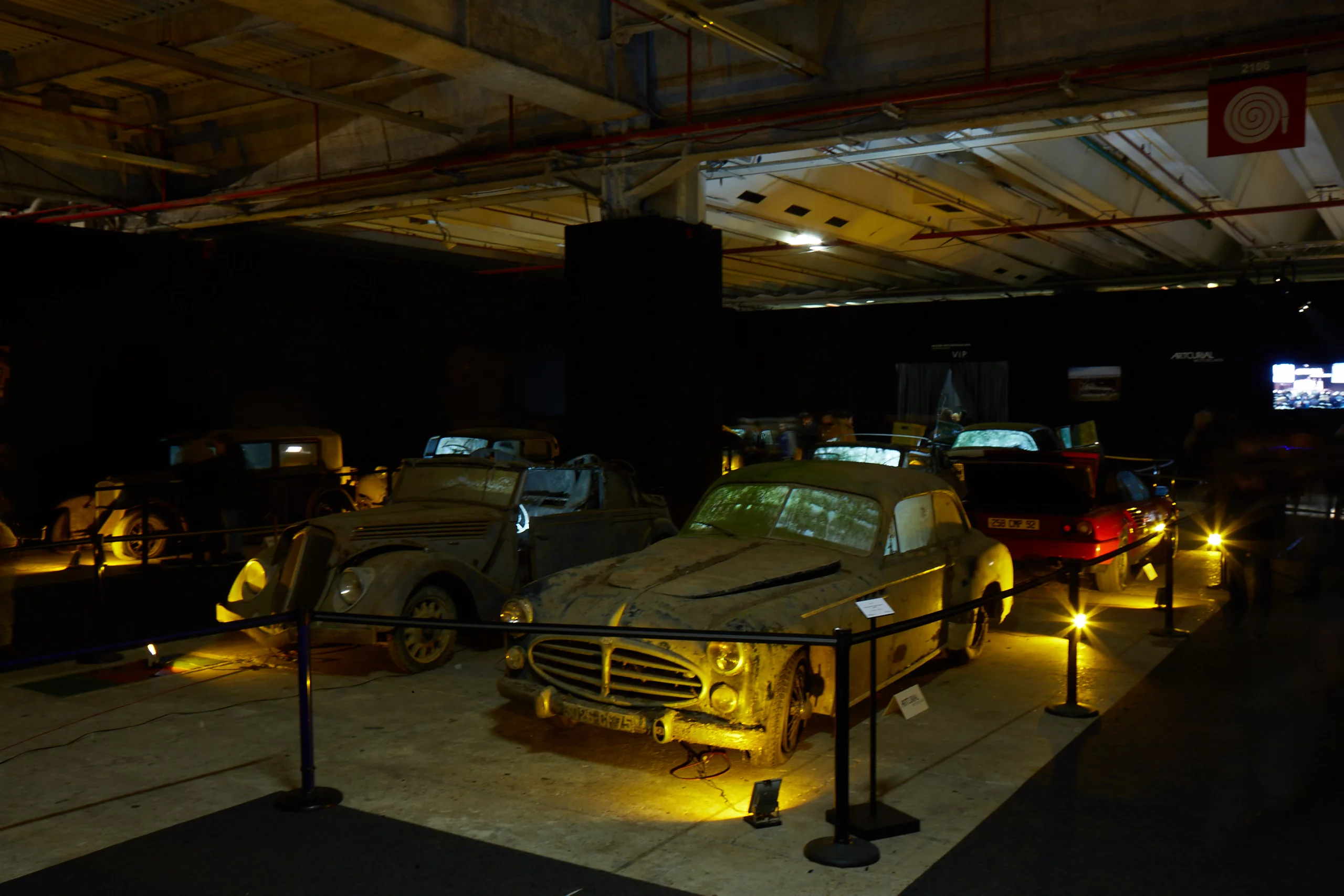 The public exhibition, staged as a tribute to the museum Roger Baillon had dreamed of, attracted close to 15,000 visitors a day, many of whom had made a special trip from outside France to see the sleeping beauties. The auction included a pre-emption by the Musée de l’automobile de Compiègne to acquire lot 33, a 1936 Panhard-Levassor Dynamic X76 coupé junior.