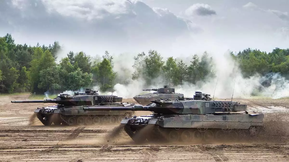 German Leopard 2s on the move