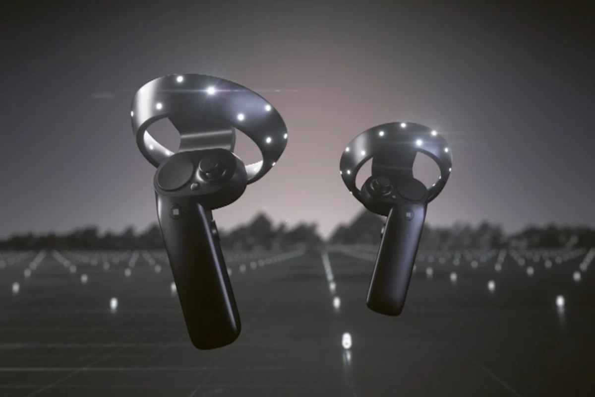 Microsoft's VR controllers have a familiar-looking form factor, but a much lower price point – and they ditch the external sensors