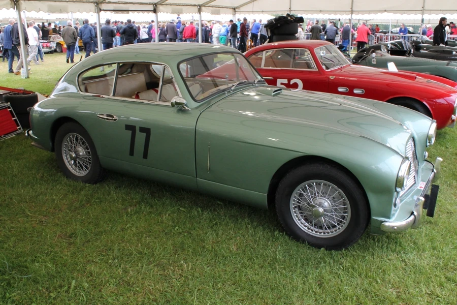 1953 Aston Martin DB2/4 driven by Iain Muir