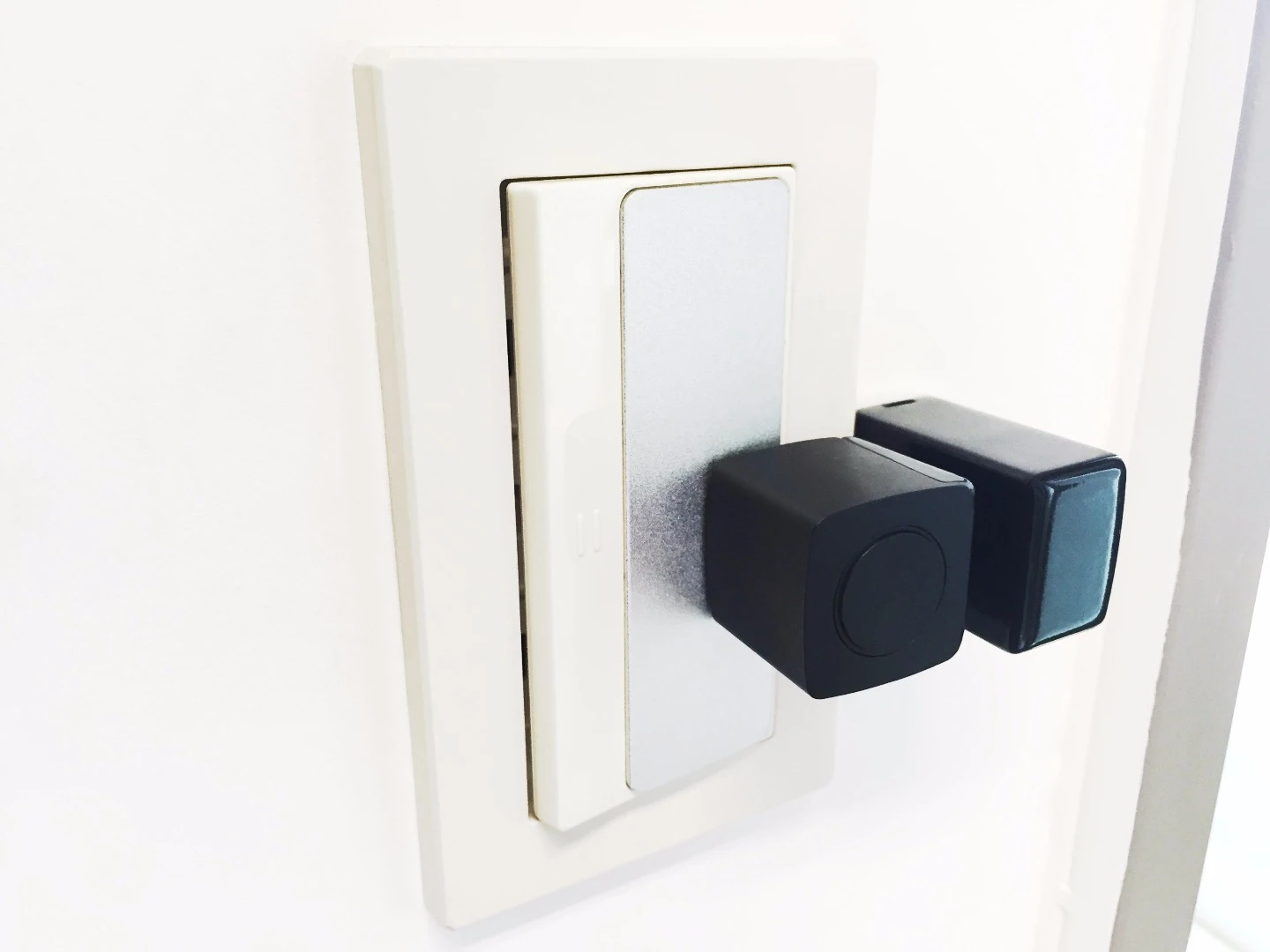 The Microbot Push lets ordinary switches be flipped remotely