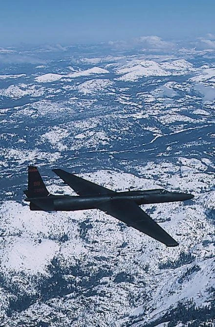 An Air Force U-2 Dragon Lady flies a training mission. (U.S. Air Force photo by Master Sgt. Rose Reynolds)